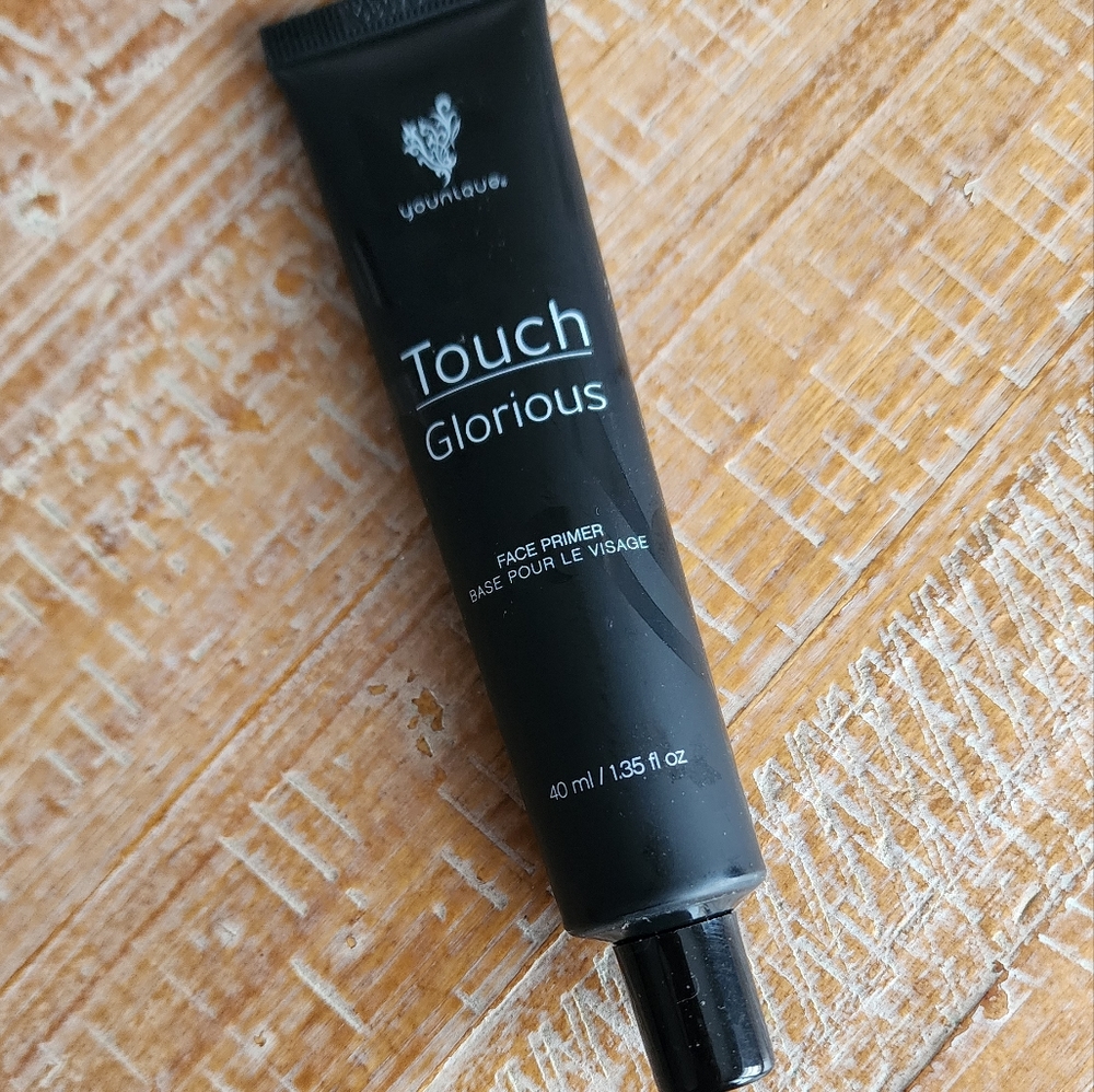 TOUCH GLORIOUS Face Primer - New, sealed